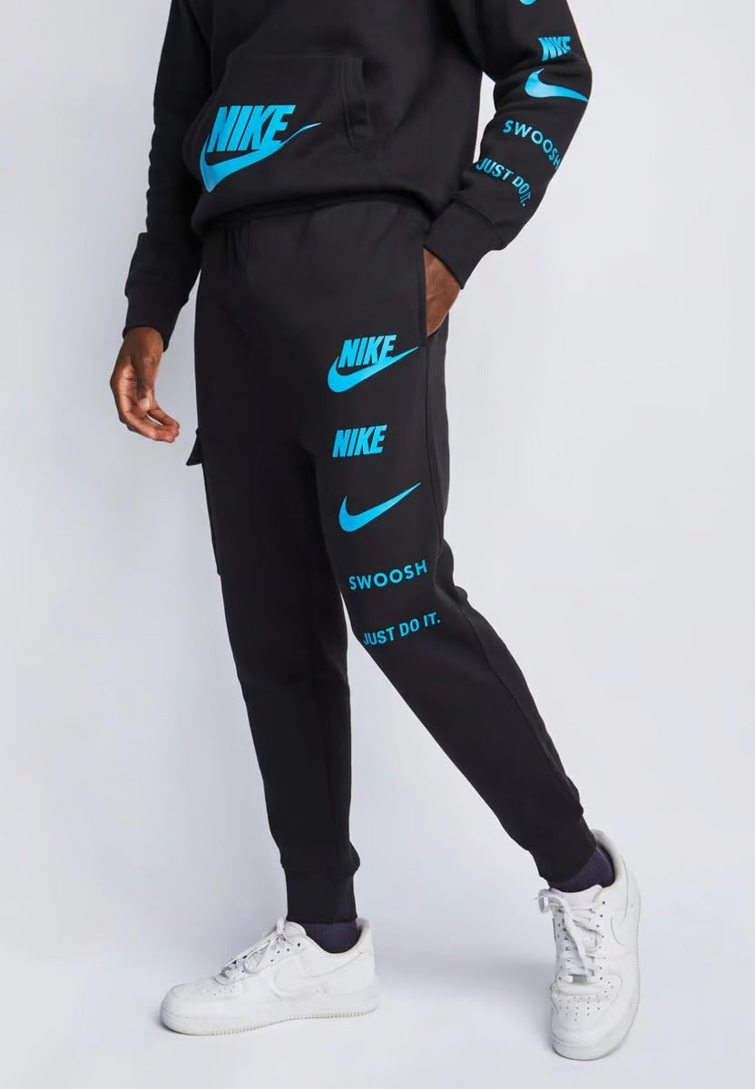 Nike Swoosh Standard Issue Tracksuit