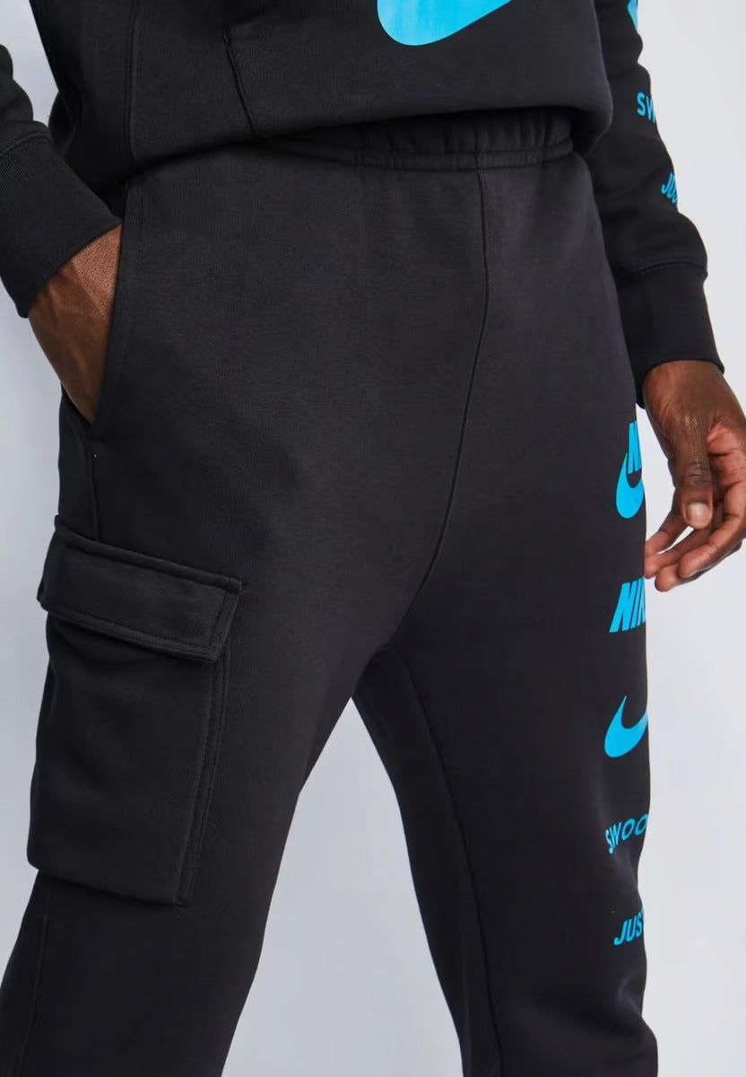 Nike Swoosh Standard Issue Tracksuit