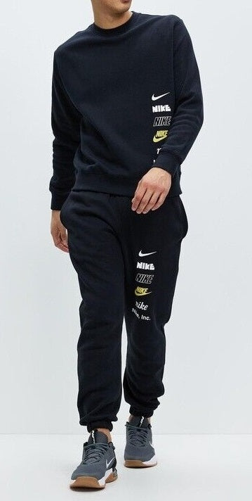 Nike Sportswear Standard Issue Tracksuit - Black