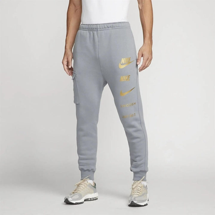 Nike Sportswear Standard Issue Tracksuit