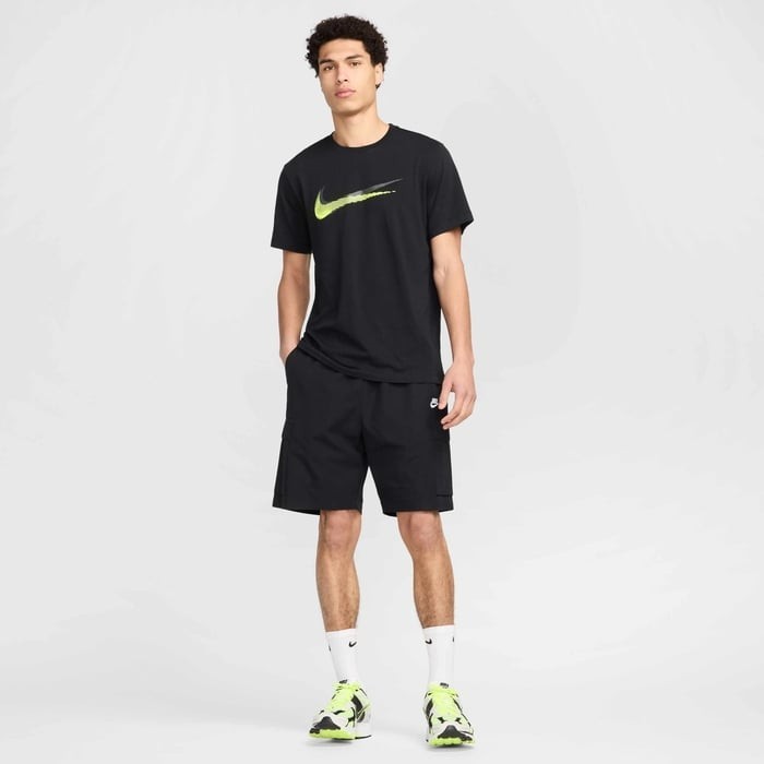 Nike T-Shirt Mens Black Sportswear Swoosh Print Cotton Everyday Wear Classic Tee
