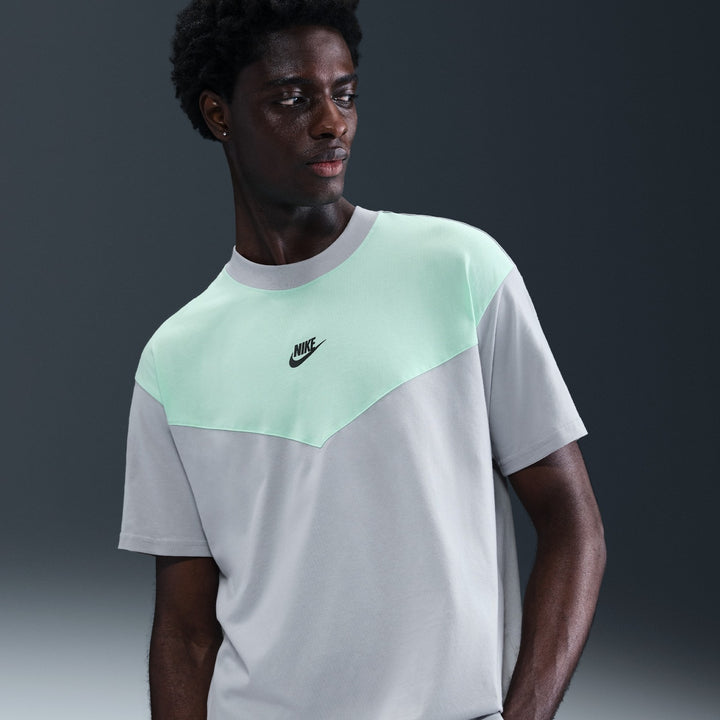 Nike T-Shirt Mens Grey Green Tech Sportswear Midweight
