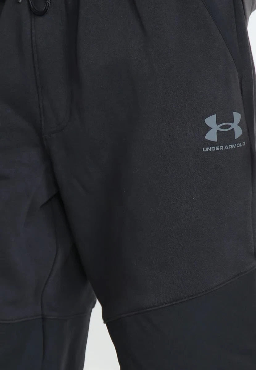 Under Armour Training Men's Black Slim Fit Shorts