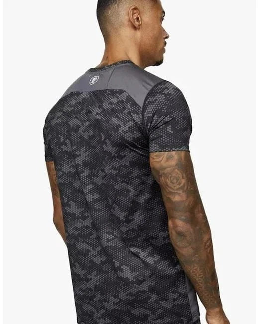 Gym King Men's Black Contrast Camo Panel T Shirt
