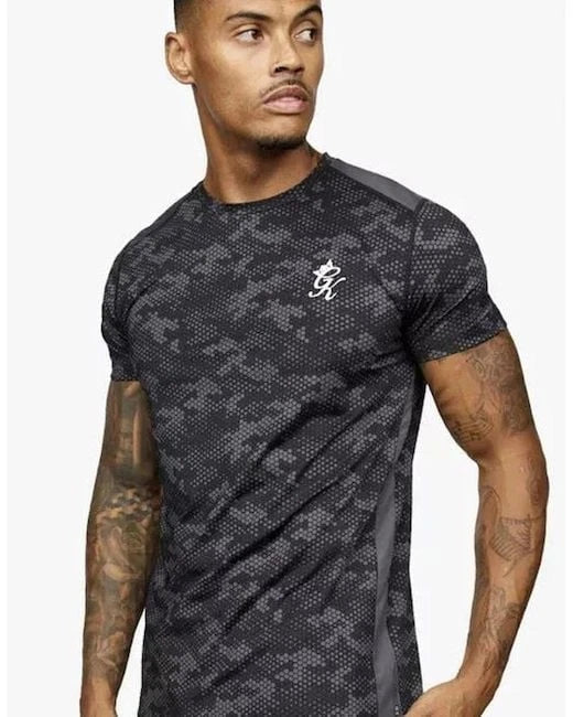 Gym King Men's Black Contrast Camo Panel T Shirt